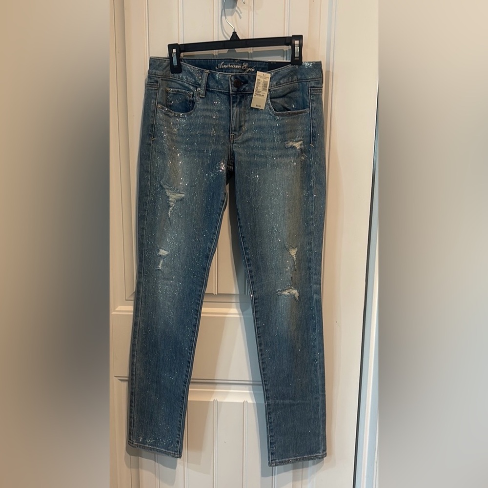 NWT American Eagle Distressed Sparkle Jeans